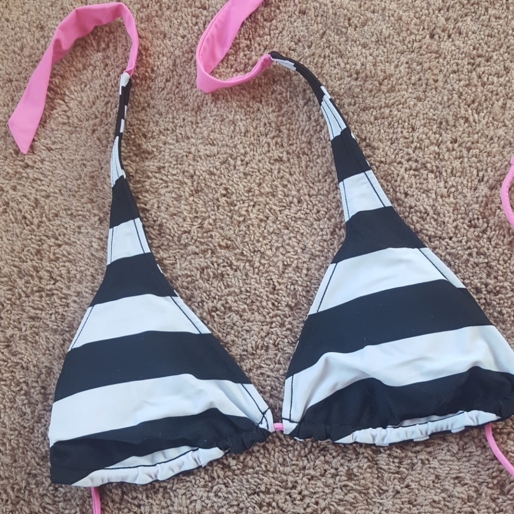 Reversible bikini top 👙☀️ - Picture 2 of 4